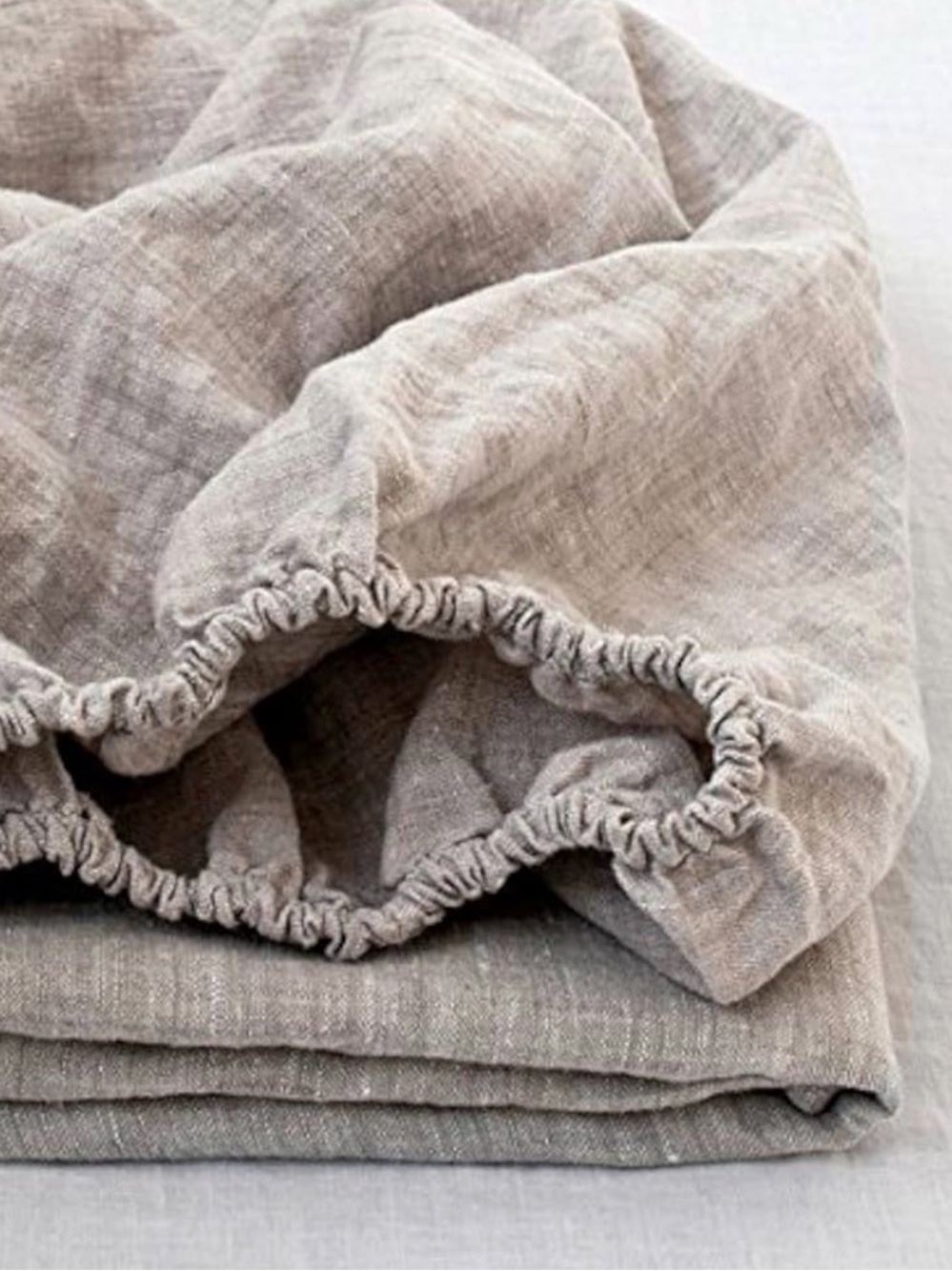 Linen Fitted Sheet in Stone - Soft Neutral Bedding - Picture 2 of 5